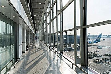 血腥第一人称射击游戏《海参2》新DLC《刀锋吻者》现已上线